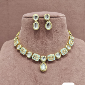 Elegant Kundan Necklace Set – Code 100